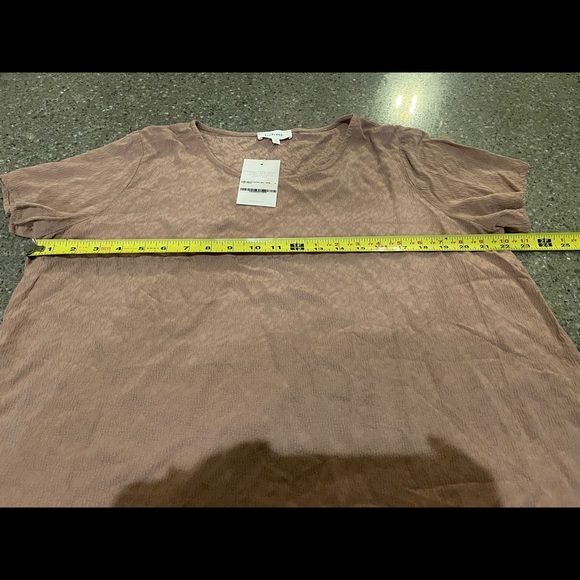 Bohme Rose Blouse NWT size XL perfect condition for Drew’s or casual. - Picture 3 of 7